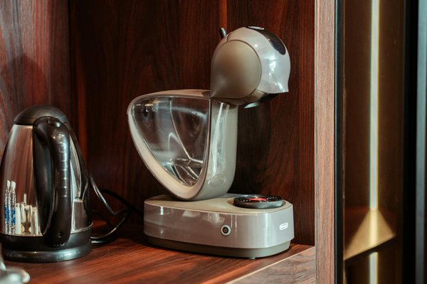 Construisez votre havre en bois : Le guide complet pour ériger une maison douillette et accueillante